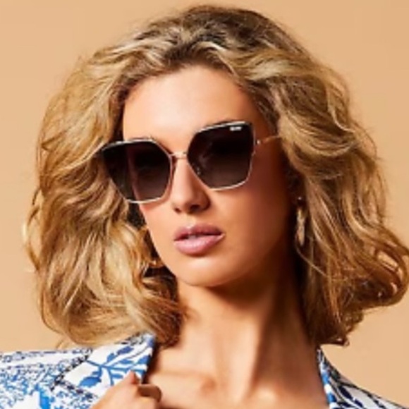 Quay Australia Accessories - Quay 🔥🕶️ SRSLY Oversized Cat Eye Sunglasses Gold Smoke Polarized